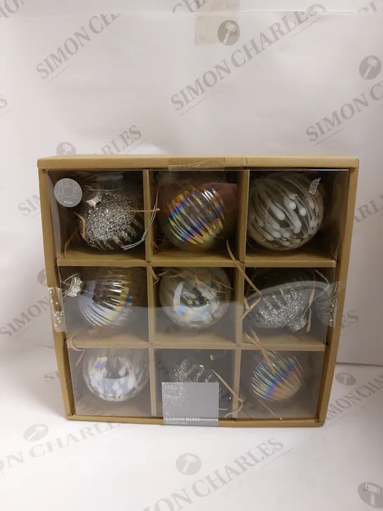 M&S LUXURY GLASS BAUBLE SET 