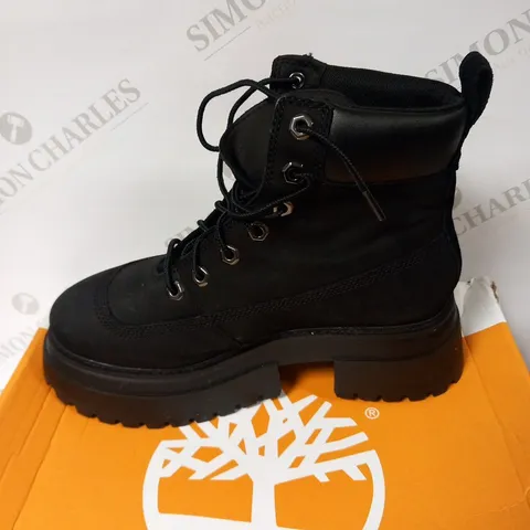 BOXED TIMBERLAND SKY 6IN LACE UP BOOTS IN BLACK SIZE 5