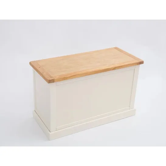 BOXED BLANKET BOX WHITE 