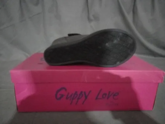 APPROXIMATELY 12 BOXED PAIRS OF GUPPY LOVE BY BLOWFISH WEDGE SHOES IN VARIOUS SIZES TO INCLUDE SIZE 39.5EU