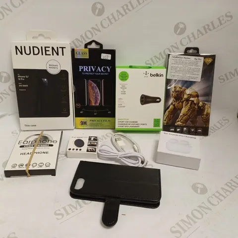 BOX OF APPROXIMATELY 25 ASSORTED SMARTPHONE ACCESSORIES TO INCLUDE 2 PORT CAR CHARGER, PRIVACY FILM, IPHONE 12 THIN CASE ETC 