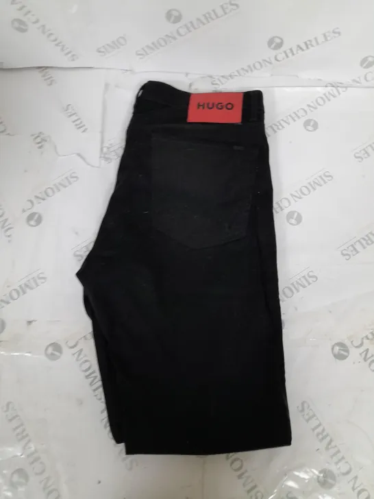 HUGO BOSS BLACK DENIM JEANS SIZE W32 L32