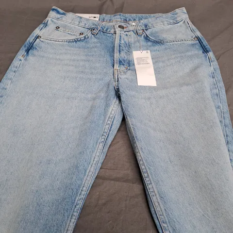 ARKET SHORE LOW WAIST LOOSE LEG JEANS - EUR 26