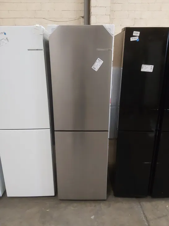 BOSCH SERIES 2 KGN27NLEAG, FREE-STANDING FRIDGE FREEZER - UNPROCESSED RAW RETURN