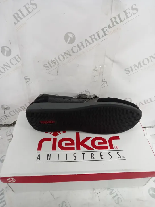 RIEKER TRAINER WITH ZIP BLACK - SIZE 7 1/2 - BOXED 