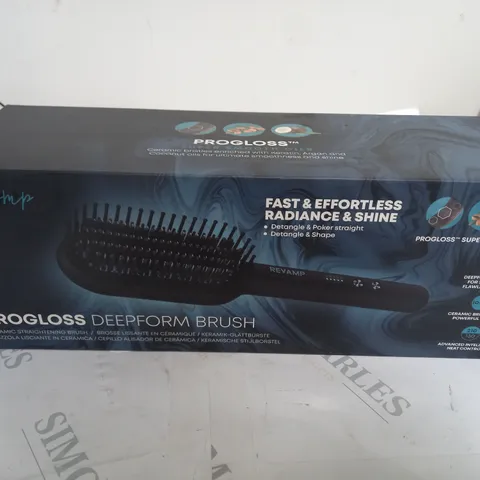 BOXED REVAMP PROGLOSS DEEPFORM BRUSH CERAMIC STRAIGHTENING BRUSH