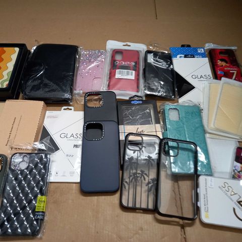 LOT OF ASSORTED PHONE CASES AND SCREEN PROTECTORS