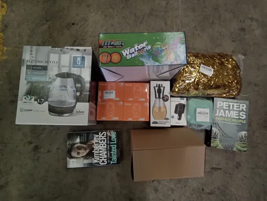 PALLET OF ASSORTED ITEMS INCLUDING WATER BALLOONS, PERFECT PEOPLE BOOK, ELECTRIC KETTLE, GOLD TINSEL, USB C CAR CHARGER, 4 PACK ZIGBEE SMART PLUGS