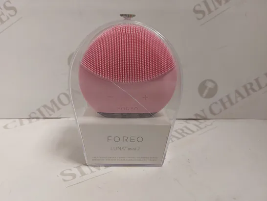 SEALED FOREO LUNA MINI 2 FACIAL CLEANSING DEVICE - PINK