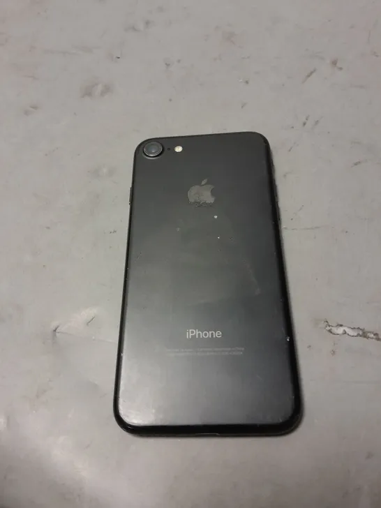 APPLE IPHONE 7 32GB