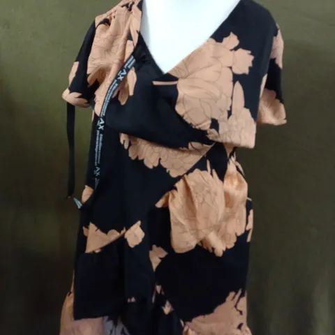 AX PARIS FLORAL DRESS IN BLACK - SIZE 12