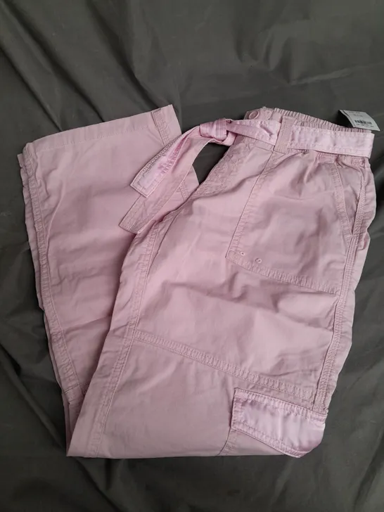 ABERCROMBIE KIDS CARGO PANTS IN PINK - 15/16