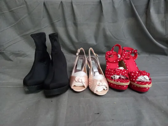 APPROXIMATELY 10 PAIRS OF ASSORTED WOMEN SHOES IN VARIOUS STYLES AND SIZES 