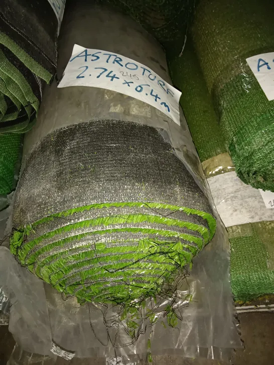 ROLL OF ASTROTURF - 2.74 X 6.4M