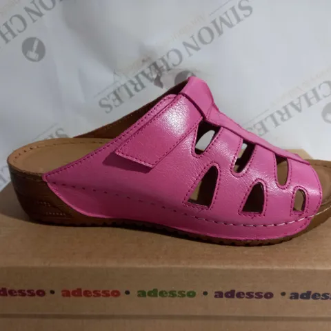 BOXED PAIR OF ADESSO FRANCES MULES IN PINK UK SIZE 6