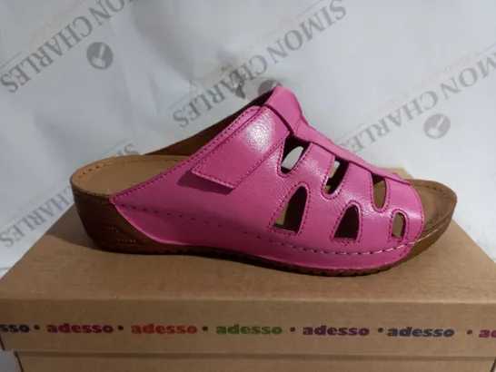 BOXED PAIR OF ADESSO FRANCES MULES IN PINK UK SIZE 6