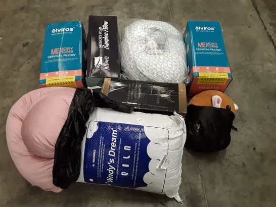 PALLET OF ASSORTED CUSHIONS & PILLOWS INCLUDING CERVICAL PILLOW, BAMBOO PILLOW, MEMORY FOAM PILLOW