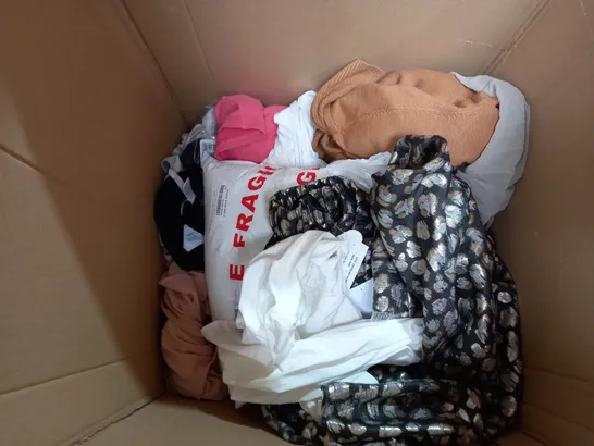 LARGE BOX TO CONTAIN AN ASSORTMENT OF CLOTHING ITEMS TO INCLUDE CARDIGANS, JUMPERS, ETC - COLLECTION ONLY