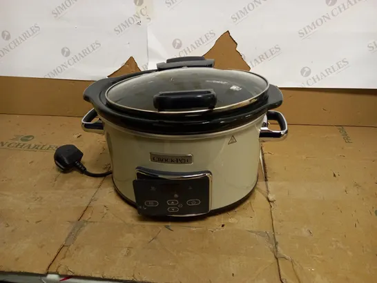 CROCKPOT SLOW COOKER 