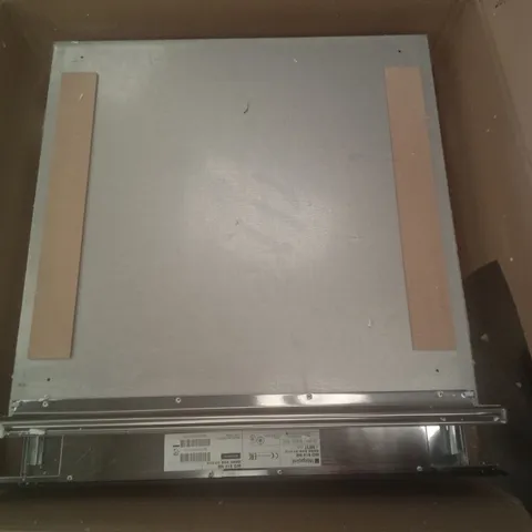 BOXED HOTPOINT WD914NB WARMING DRAWER