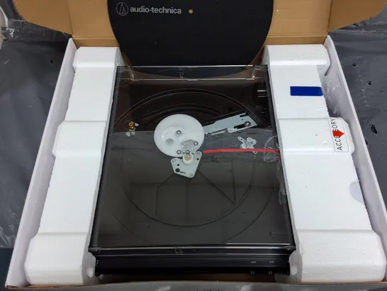 BOXED AUDIO TECHNICA AT-LP60X FULLY AUTOMATIC BELT DRIVE TURNTABLE