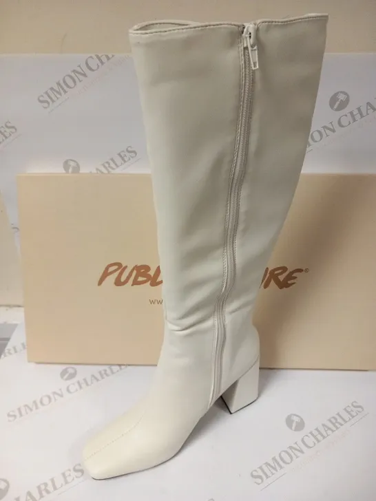 BOXED PUBLIC DESIRE APOLOGY WHITE U SIZE 5