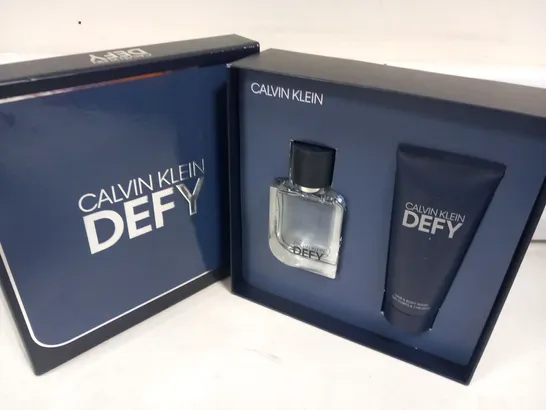 BOXED CALVIN KLEIN DEFY EAU DE TOILETTE GIFT SET