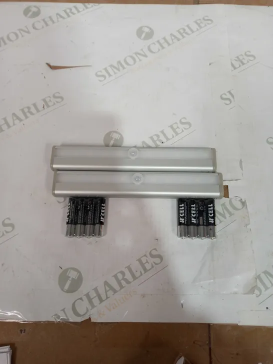 SFIXX BRUSHED ALUMINIUM PIR MOTION SENSOR LIGHT