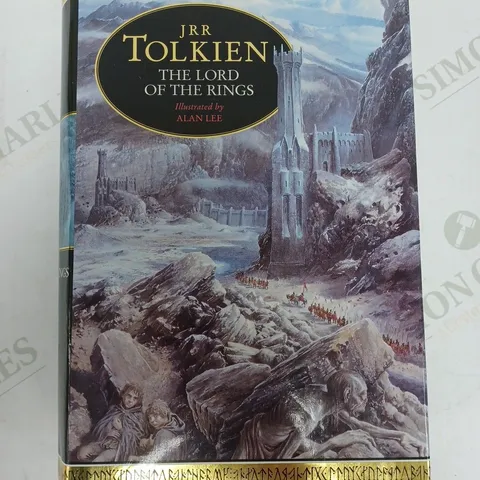 J.R.R TOLKIEN THE LORD OF THE RINGS