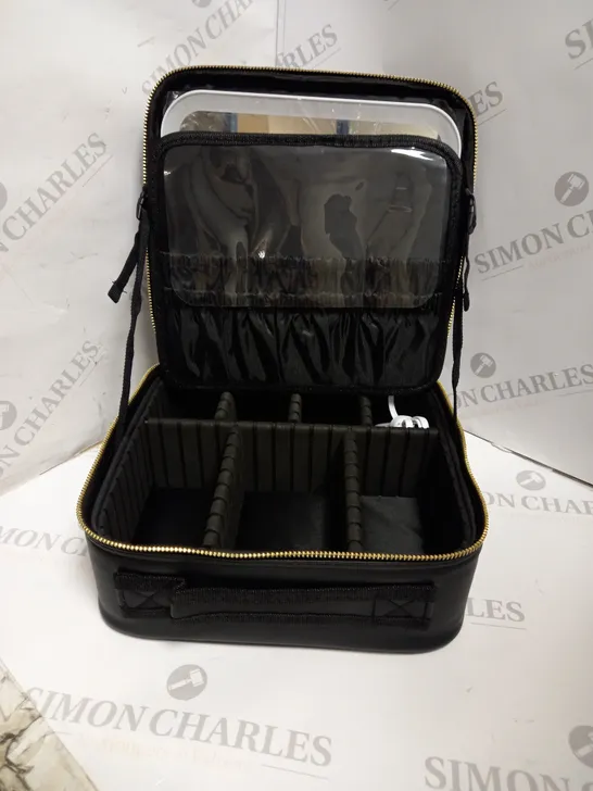 BOXED MON AMI LED FILL LIGHT MIRROR COSMETIC BAG. 