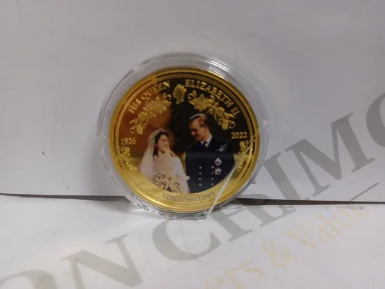 QUEEN ELIZABETH II `LIFE LONG LOVE` COLLECTABLE COIN