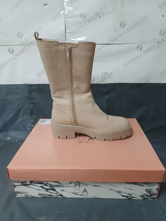 MODA IN PELLE GIELLEN LEATHER BOOTS CREAM SIZE EU 40