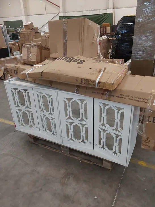 PALLET OF ASSORTED INCOMPLETE GARDEN AND PATIO FURNITURE PARTS 