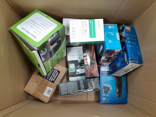 APPROXIMATELY 10 ASSORTED BOXED ELECTRICAL ITEMS TO INCLUDE PHILIPS HAIR CLIPPER, GARDEN SOLAR POWERED 6 PACK OF LIGHTS, AICARE INFRARED THERMOMETER, ETC