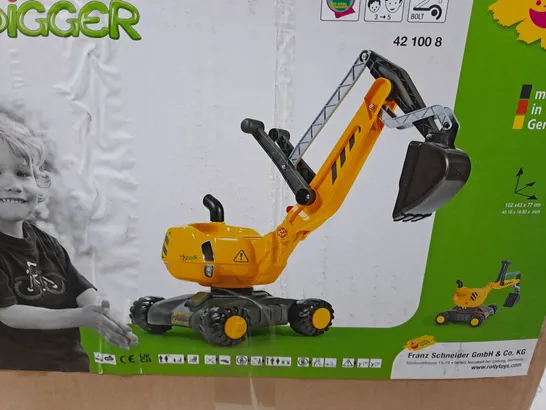 ROLLY TOYS RIDE-ON ROLLY DIGGER RRP £109.99