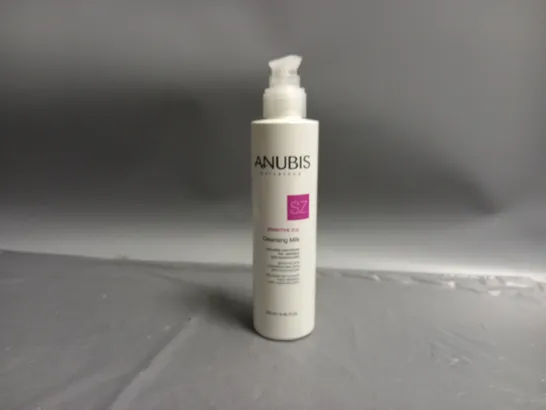 ANUBIS BARCELONA SENSITIVE ZUL CLEANSING MILK 250ML 