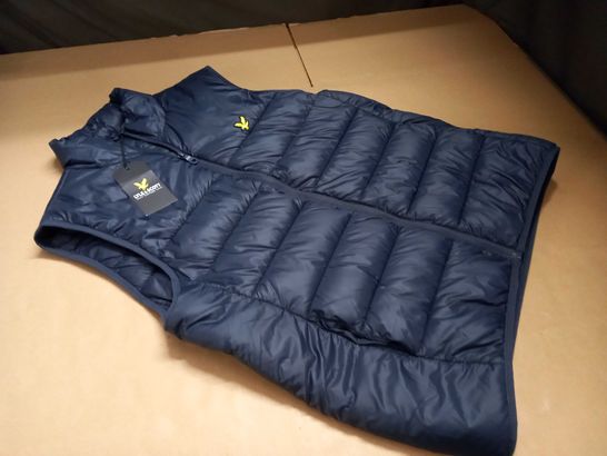 LYLE & SCOTT WADDED GILET IN DARK NAVY - M