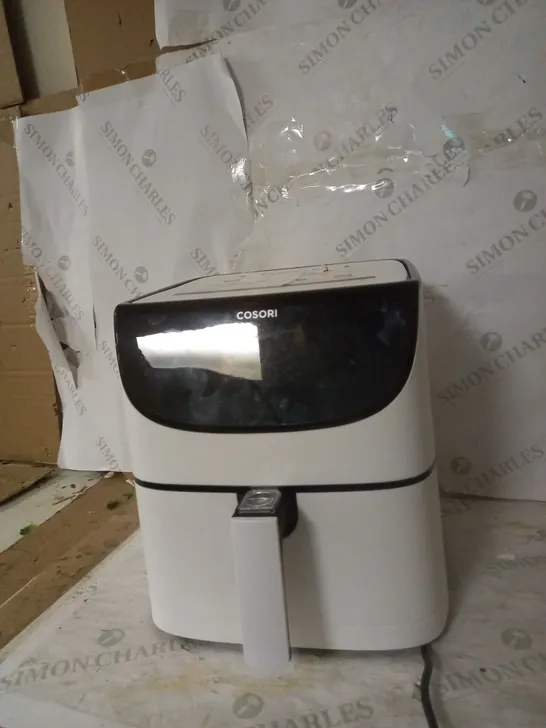 COSORI AIR FRYER 1700W MAX XXL 5.5L DIGITAL TOUCHSCREEN - WHITE