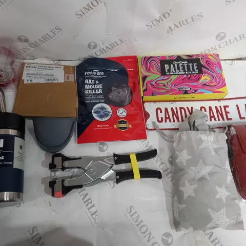 APPROXIMATELY 10 ASSORTED HOUSEHOLD ITEMS TO INCLUDE YETI RAMBLER, RAT & MOUSE KILLER, AND CANDY CANE LANE SIGN ETC. 