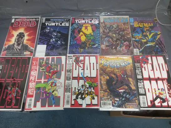 LOT OF 20 ASSORTED COMICS IN PROTECTIVE COVERS TO INCLUDE SPIDERMAN, BATMAN TMNT AND DEADPOOL