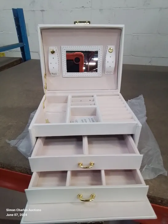 A BOX OF 12 QUALITY WHITE JEWELLERY BOXES WITH MIRROR AND 2 DRAWERS 