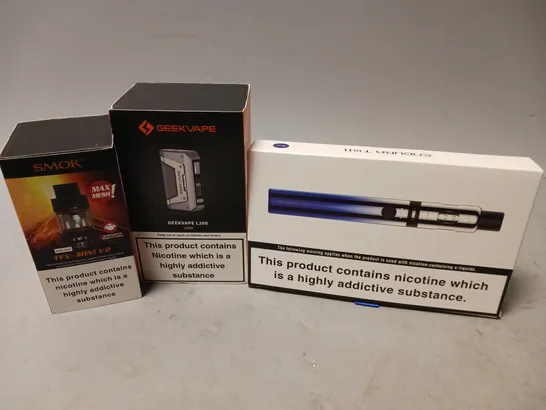 APPROXIMATELY 20 VAPES & E-CIGARETTES TO INCLUDE INNOKIN ENDURA T18II, GEEKVAPE L200, SMOK TFV-MINI V2, ETC