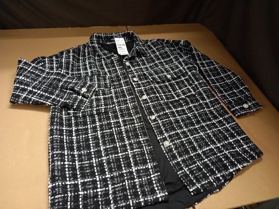 QUIZ BLACK/WHITE BUTTON SHIRT - 12