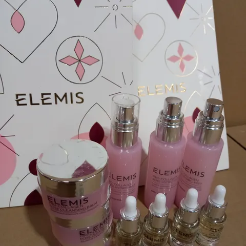 LOT OF 3 X ELEMIS PRO-COLLAGEN ROSE SKINCARE GIFT SET (CLEANSING BALM, FACIAL OIL, HYDRO MIST)
