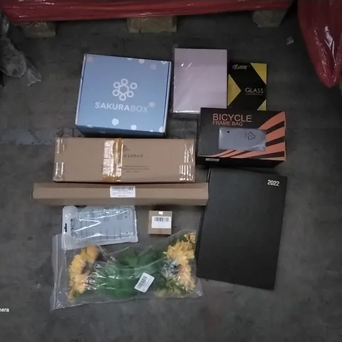 PALLET OF ASSORTED ITEMS INCLUDING SAKURA BOX, BICYCLE FRAME BAG, 2022 A4 DAIRY, GLASS SCREEN PROTECTOR, A RECKONING DVD, 2 BUNCHES ARTIFICAL FLOWERS