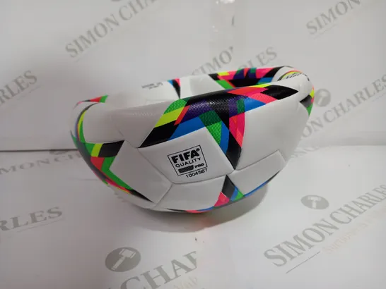 FIFA QUALITY PRO UEFA CHAMPIONS LEAGUE MATCH BALL