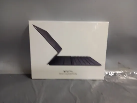 SEALED IPAD PRO SMART KEYBOARD FOLIO 