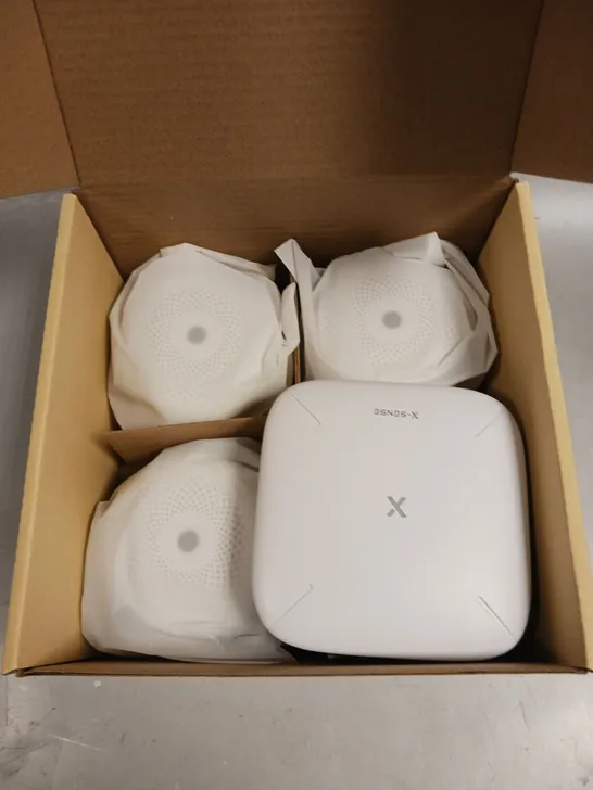 BOXED X-SENSE LINK+ PRO SMOKE ALARM WITH BASE 