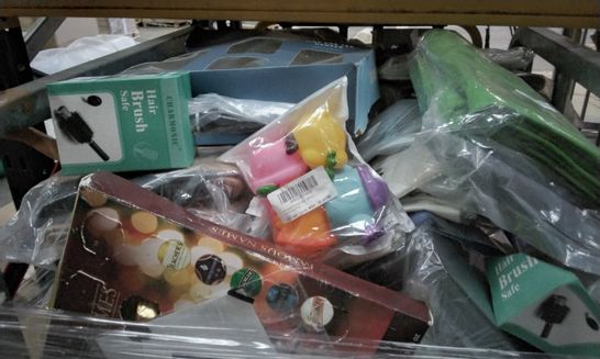 CAGE OF ASSORTED ITEMS INCLUDING CHARMONIC HAIR BRUSH SAFE, GREEN GROW BAGS, EARPLUGS, 4 PIECE RUBBER TOYS