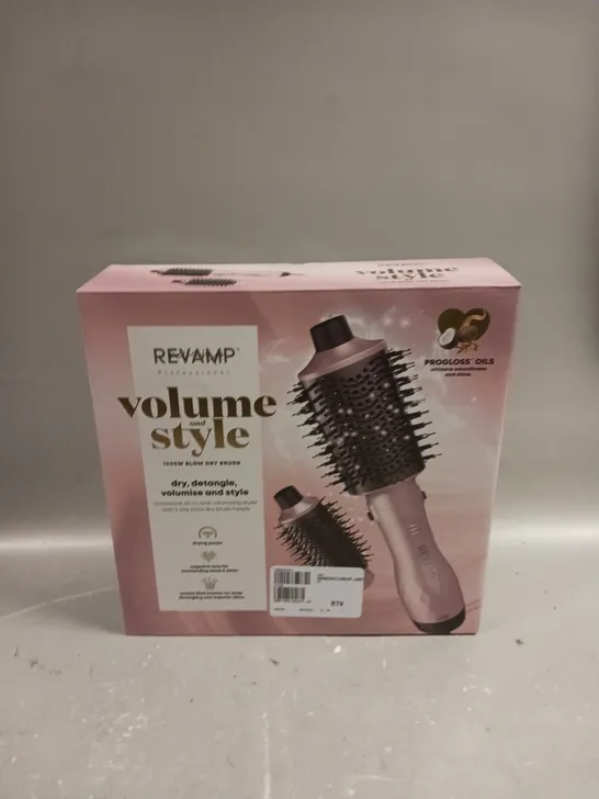 4 X BOXED REVAMP VOLUME & STYLE 1200W BLOW DRY BRUSHES 	